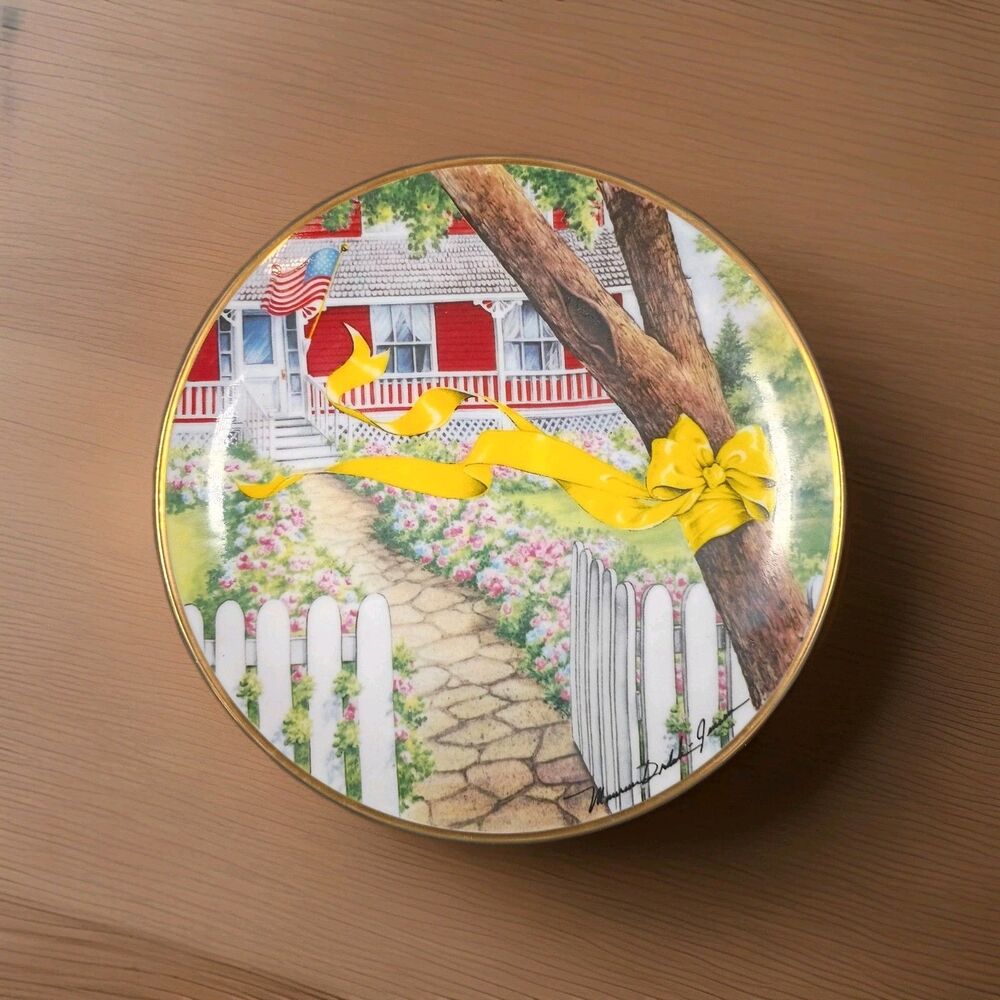 Decorated In USA, 1991 - Home Coming Collectible Fine Porcelain 8” Plate #A21515